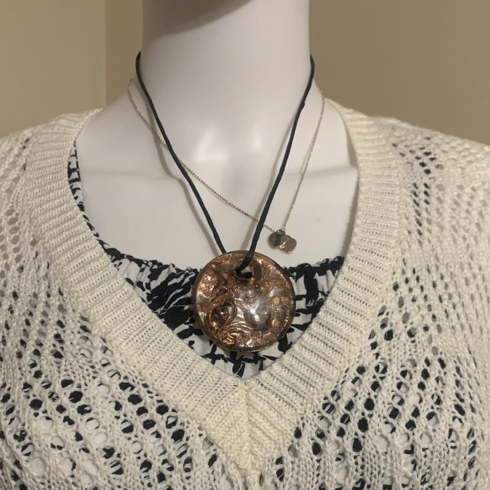 Elegant Gold  art glass Pendant Necklace